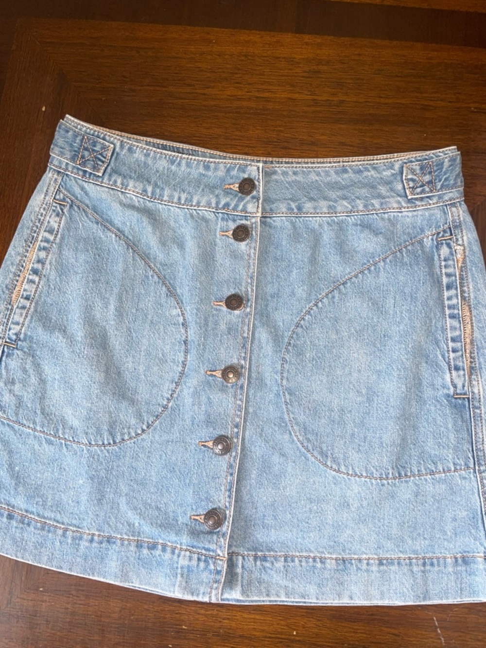 American Eagle Denim Mini Skirt Size 8 Button Front Light Wash